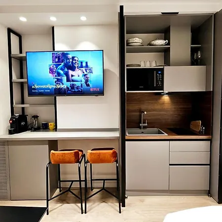 Center Easy_luxury *